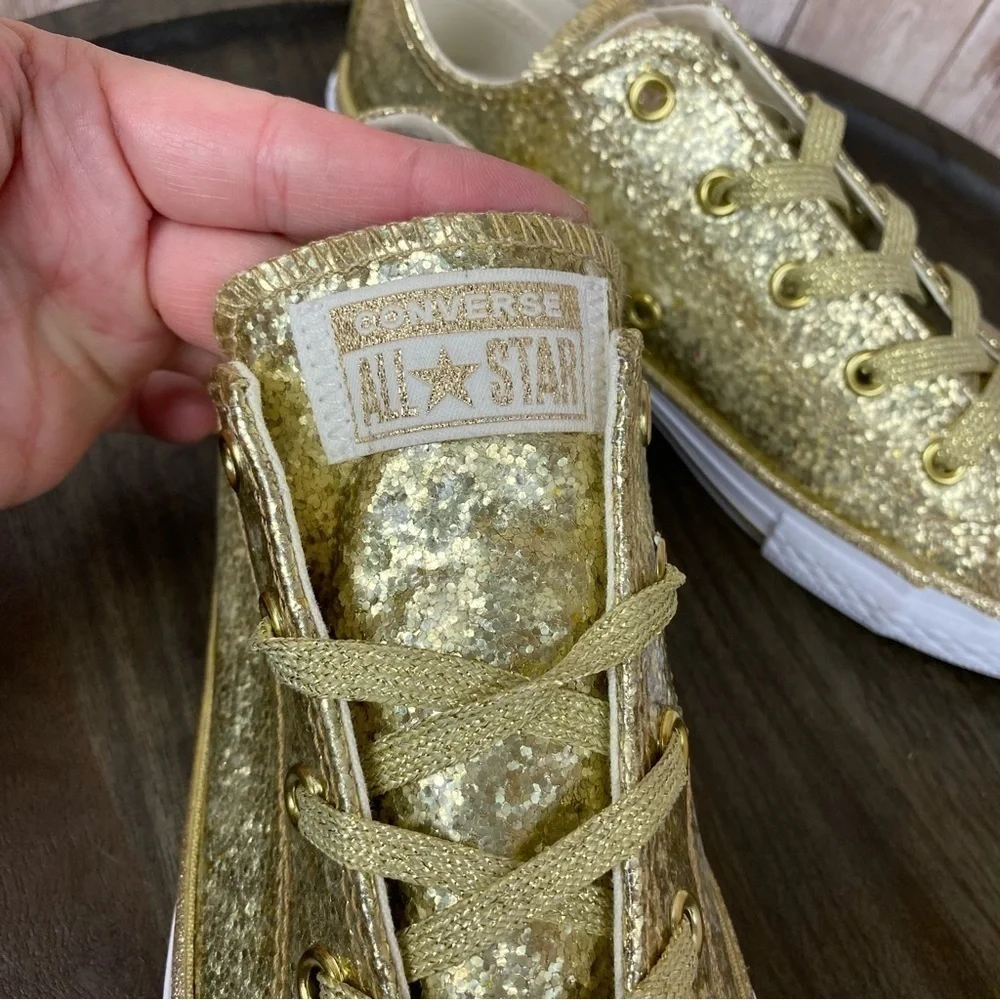 Converse‎ CTAS Ox Light Gold Low Top Sneakers Size 3 Youth